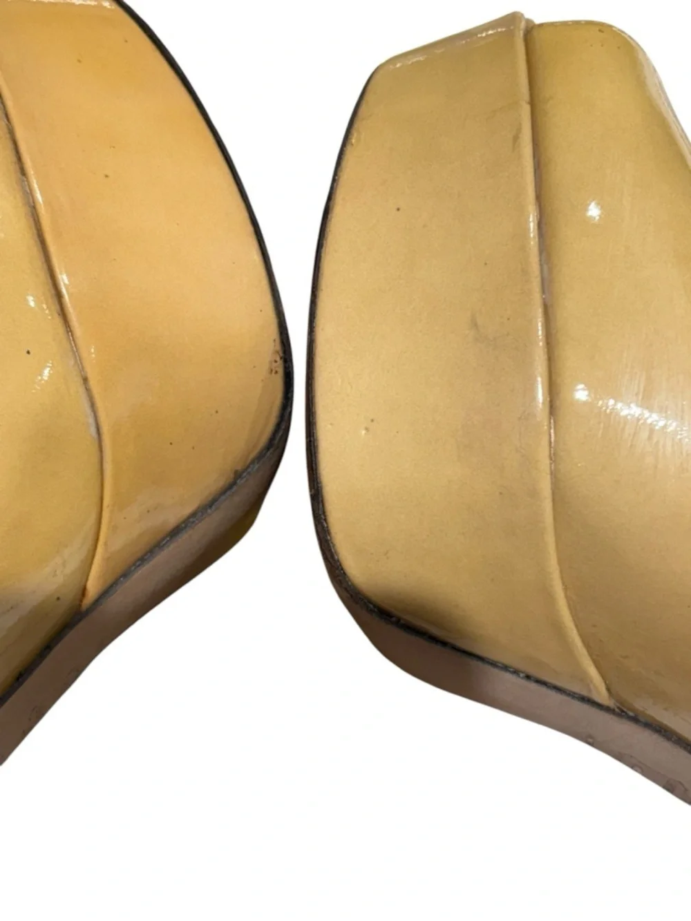 Stuart Weitzman Yellow Patent Leather Peep Toe Platform Pumps Size 7